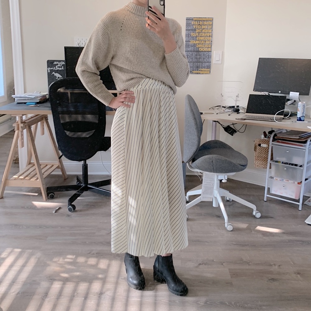 Pleated Maxi Skirt